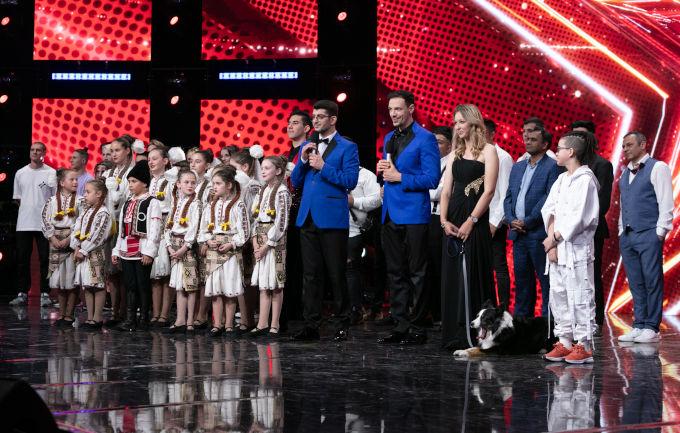 Първи финалисти в “България търси талант” Първи финалисти в “България търси талант”