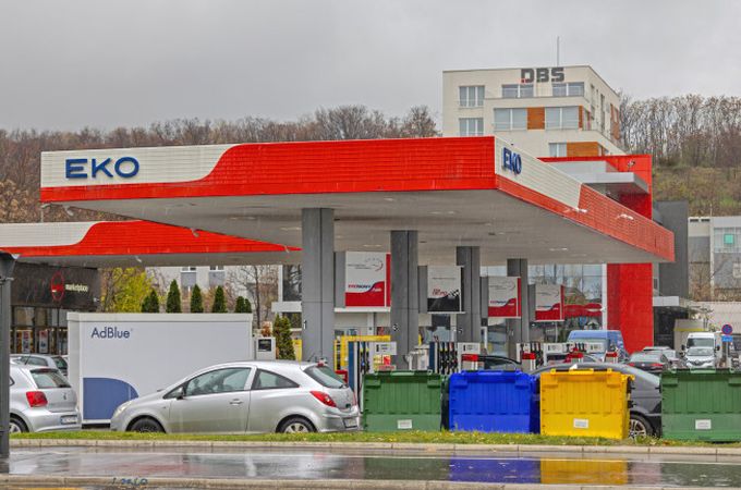 HELLENiQ ENERGY навлиза на българския ВЕИ пазар със 123 MW фотоволтаичен проект