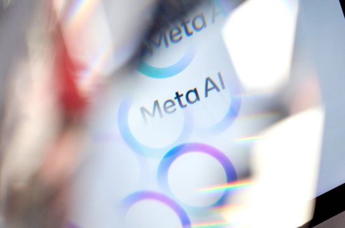 Meta забавя наемането в AI подразделението си