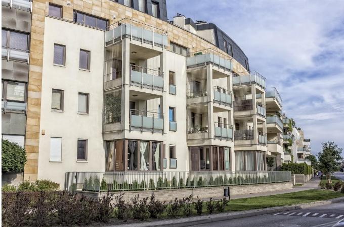 Продажби на имоти от чужденци: Какво се случва на пазара?