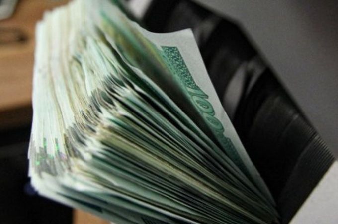 Намаляват банкнотите в обращение в България