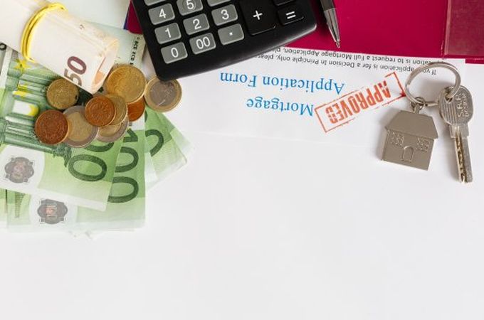 Вдигане на данъци върху имоти: Възможна мярка за охлаждане на пазара 