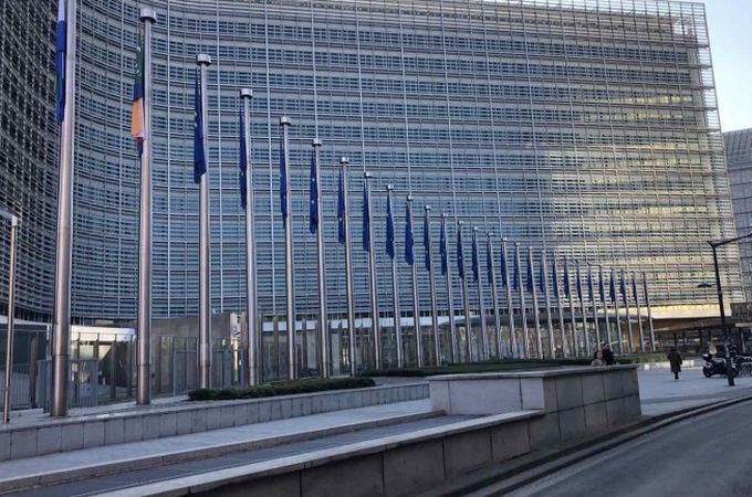 Европейската комисия ще реши за плащанията по ПВУ след месец