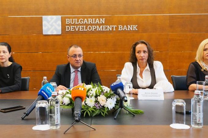 МРРБ и ББР отпускат 900 млн. лв. за общински проекти
