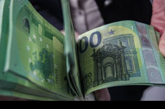 Българският износ бележи спад, вносът нараства