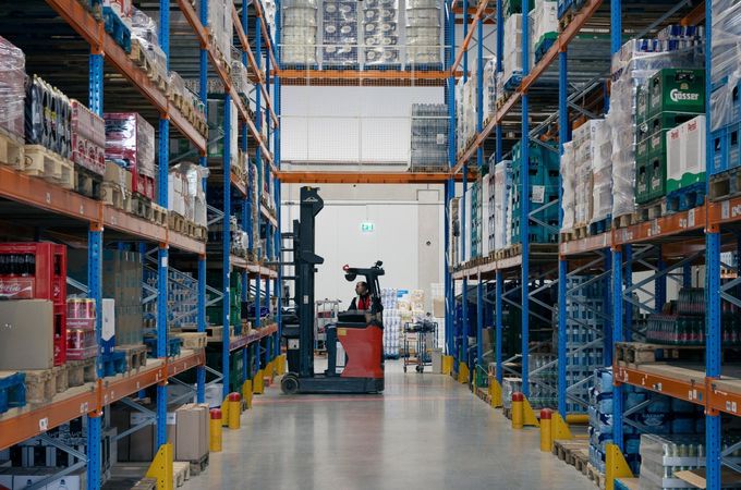 Пазарът на индустриални площи: Леко подобрение на наемната активност