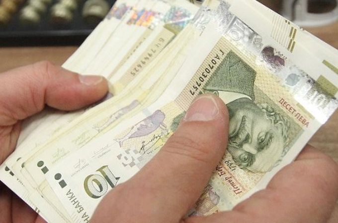 Коледни добавки за всеки четвърти пенсионер от 120 лева