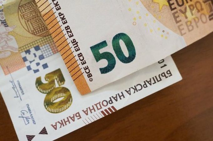 Инфлацията в ЕС и Еврозоната се забавя през ноември, показват данни