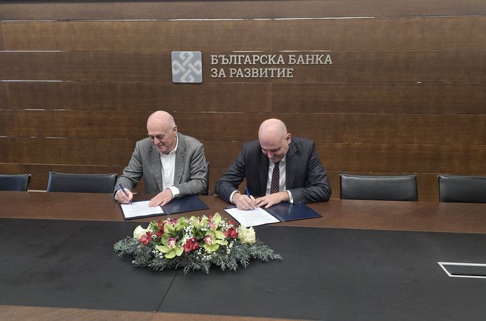 ОББ подписа гаранционно споразумение с ББР по InvestEU за портфейл от 335 млн. евро