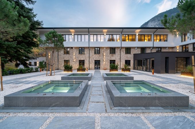 Нов луксозен петзвезден хотел възражда славата на курорта Нареченски бани