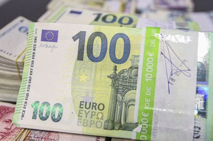 Омбудсманът сигнализира за нарушения при безплатната обмяна на левове в евро