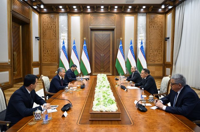 „Росатом“ отчете напредък по проекта за първата в света интегрирана АЕЦ, който изпълнява в Узбекистан