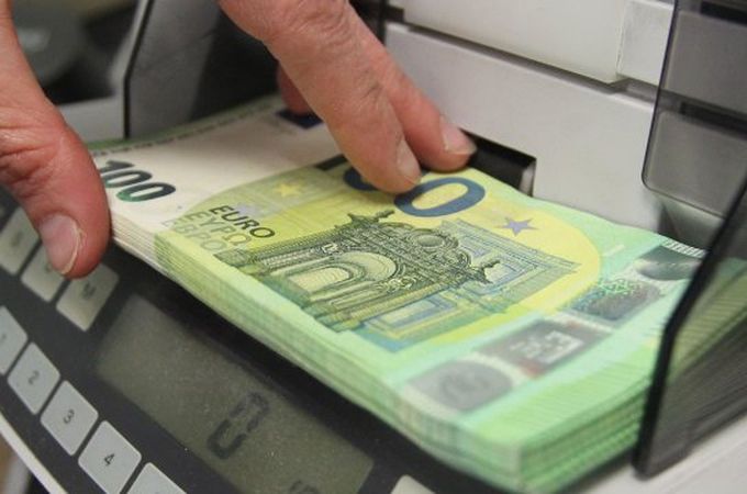 България приключи 2025 г. с 3,1% дефицит и рекорден ръст на приходите