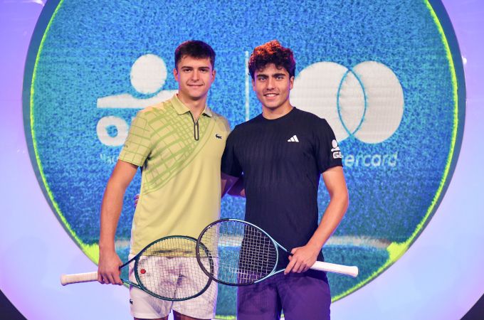 Българските тенис звезди Иван Иванов и Александър Василев станаха посланици на ОББ