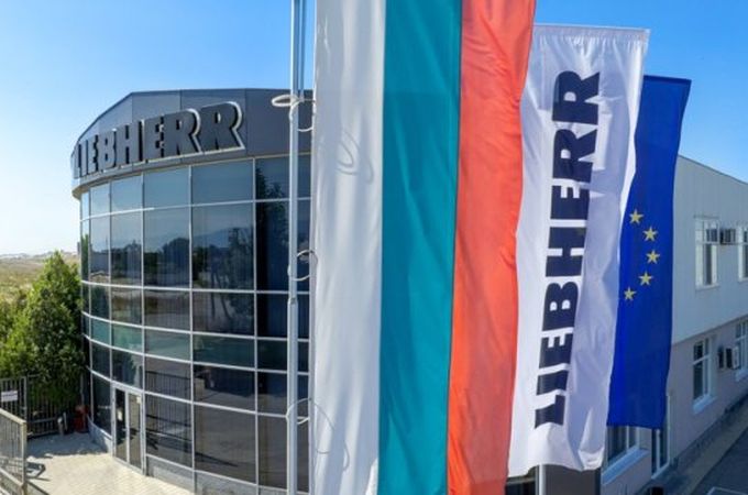 Liebherr инвестира близо 150 млн. лв. в нова производствена база край Пловдив