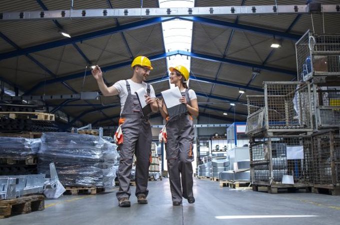 Безработицата в България падна до 3,2% през последното тримесечие на 2025 година