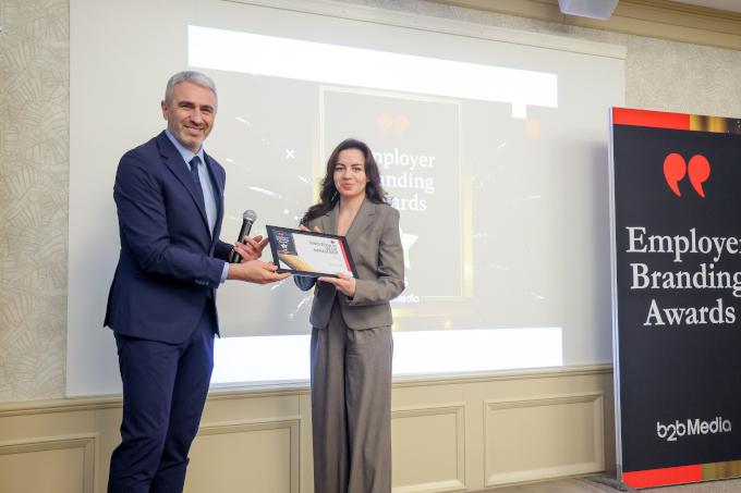 Кока-Кола ХБК с две отличия от Employer Branding Awards 2026 на b2b Media