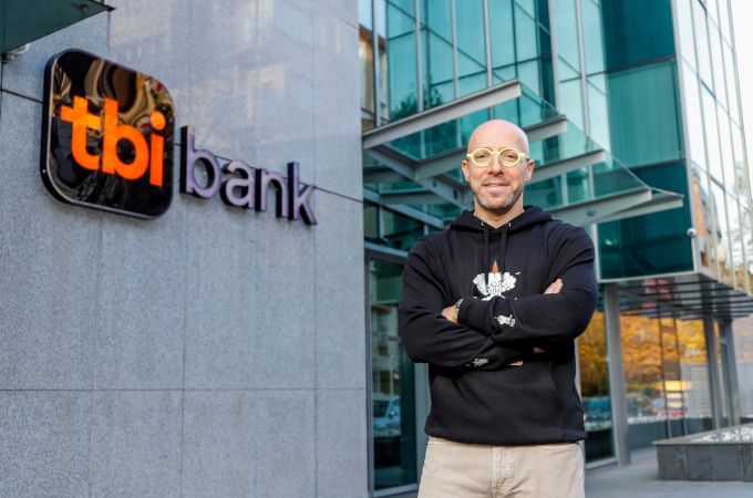 tbi bank отваря нова страница в развитието си след успешното придобиване от Advent