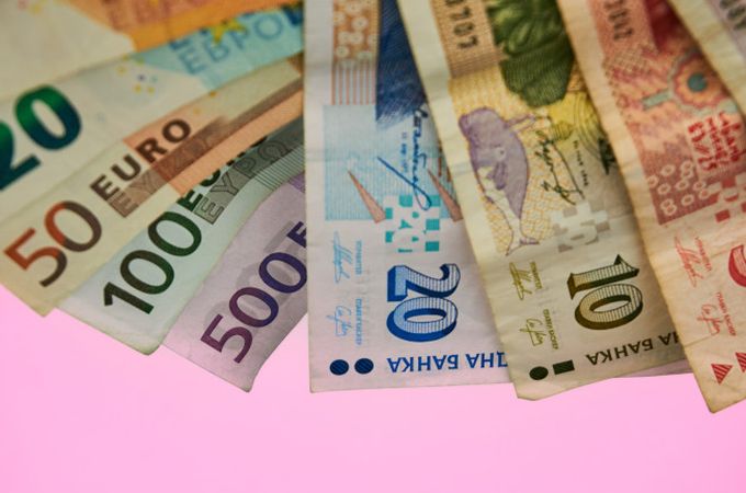 България приключи прехода към еврото: 87% от левовете са изтеглени от обращение