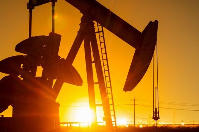 Клисурски: Енергийна стабилност чрез азерски петрол и риск от бюджетен колапс