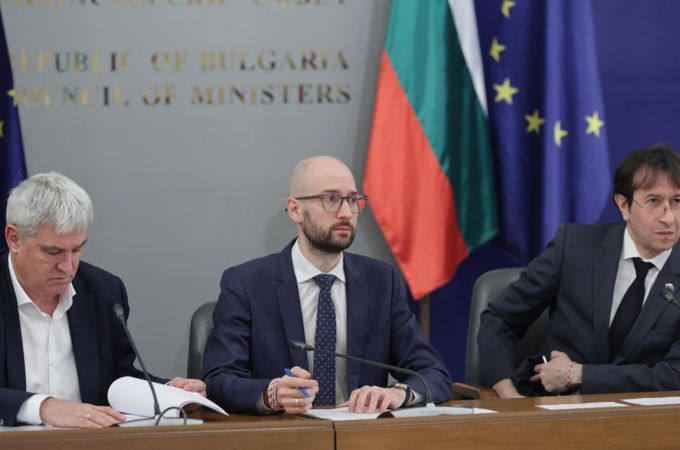 Финансова инжекция за държавните предприятия: 5% увеличение на възнагражденията в БДЖ и НКЖИ