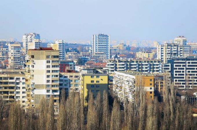 Имотният пазар у нас през 2026 г.: Охлаждане на цените и по-малко сделки