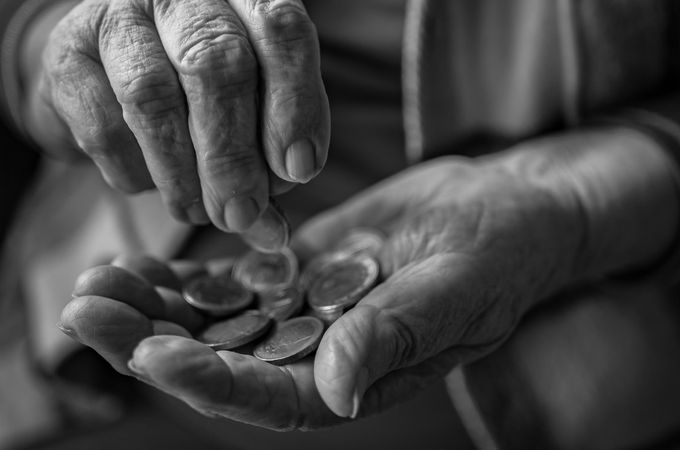 Пенсиите в България: 78% покритие на разходите и предстоящо преизчисление за хиляди