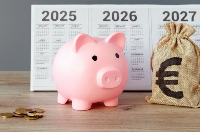 Рекорден дефицит от 1,5 млрд. евро в хазната за първото тримесечие