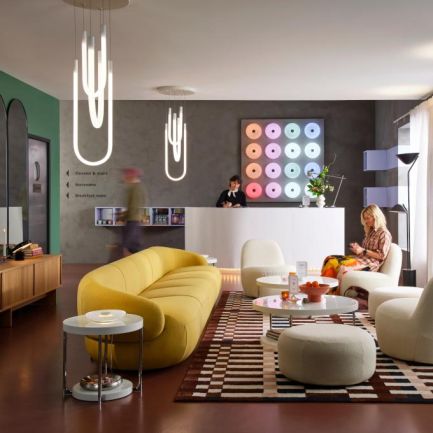 ИКЕА и Сабин Марселис преосмислят емблематичната колекция VARMBLIXT и я извеждат на ново ниво