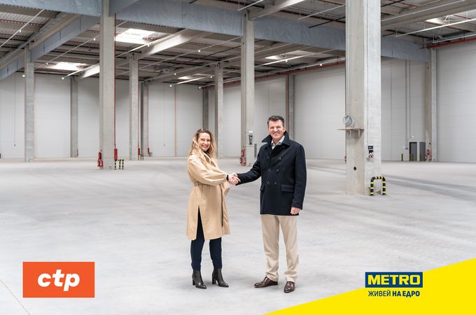 МЕТРО и CTP подписаха стратегическо споразумение за нов логистичен център край София