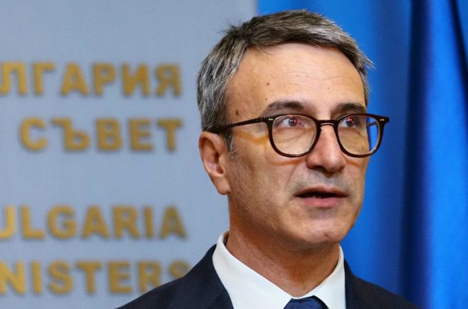 Енергийният министър предвижда поносими цени на тока и стабилност на пазара