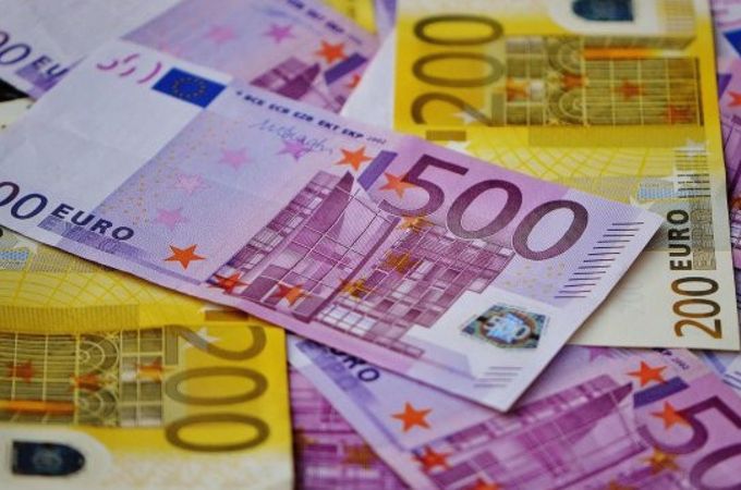 НСИ: Бюджетният дефицит на България достигна 3,5% от БВП през изминалата година