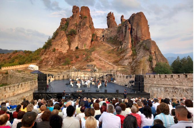 Белоградчишките скали отново ще са величествен декор за емблематичните фестивали „Опера на върховете” и „Сцена на върховете“