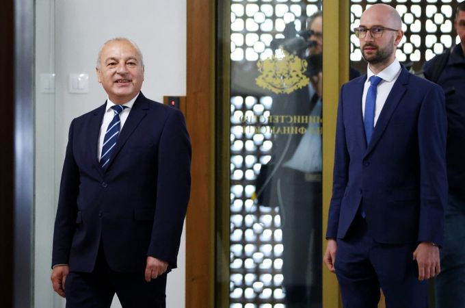 Гълъб Донев: Скрити разходи изкривяват реалния дефицит в държавния бюджет