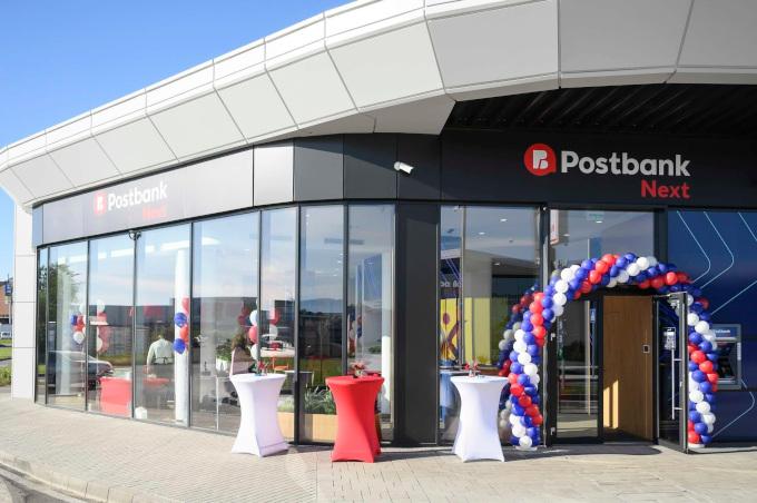 Postbank задава посоката на модерното банкиране с Postbank Next