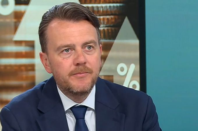 Икономистът Петър Ганев: Нови регулации заплашват промоциите и собствените марки в магазините