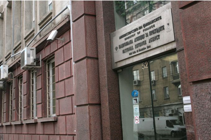 Борис Михайлов се завръща начело на Националната агенция за приходите