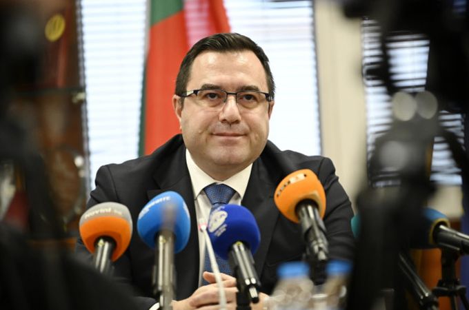 КЕВР защити поскъпването на тока и парното от 1 юли 2026 г.