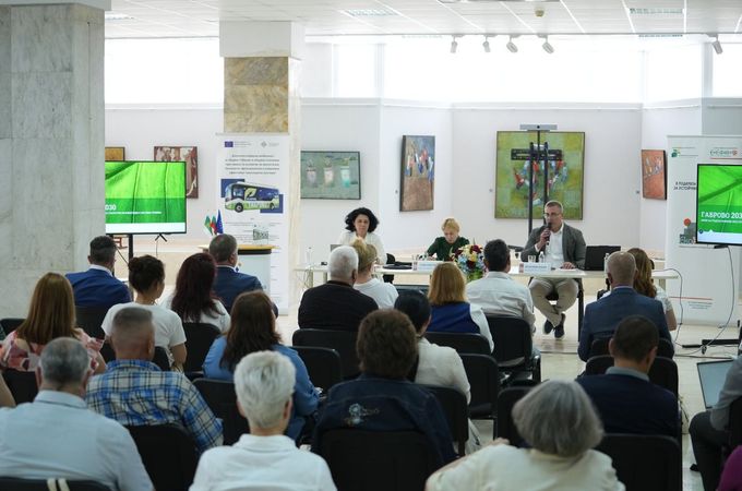 Общините настояват за непрекъснат диалог с държавата за бъдещето на политиките за енергия, климат и сградно обновяване