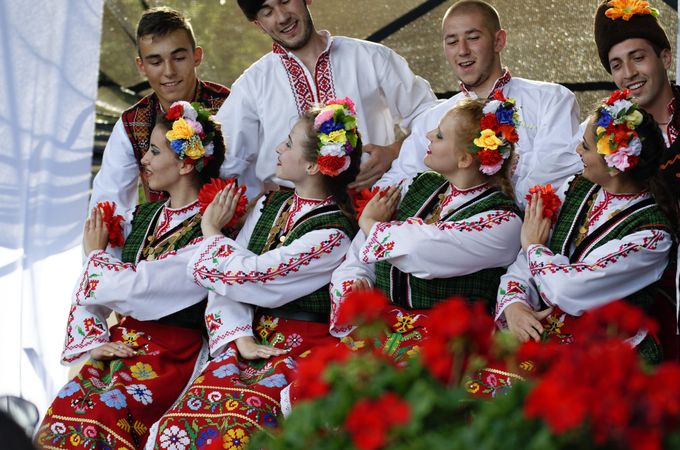 Седемнадесетото издание на „Остров на музиката“ продължава с два безплатни фолклорни спектакъла в Борисовата градина