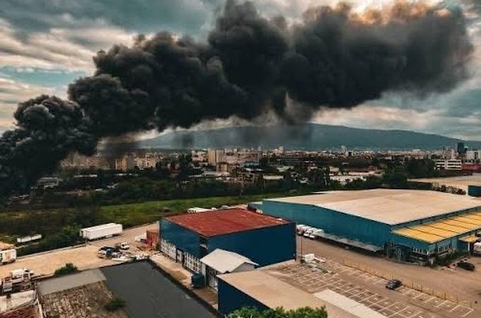 Административно безсилие, опаковано в красива екологична опаковка