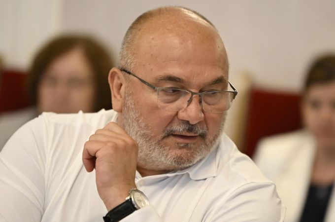 Любомир Дацов: Фискалната консолидация трябва да е разходна, а не през данъци